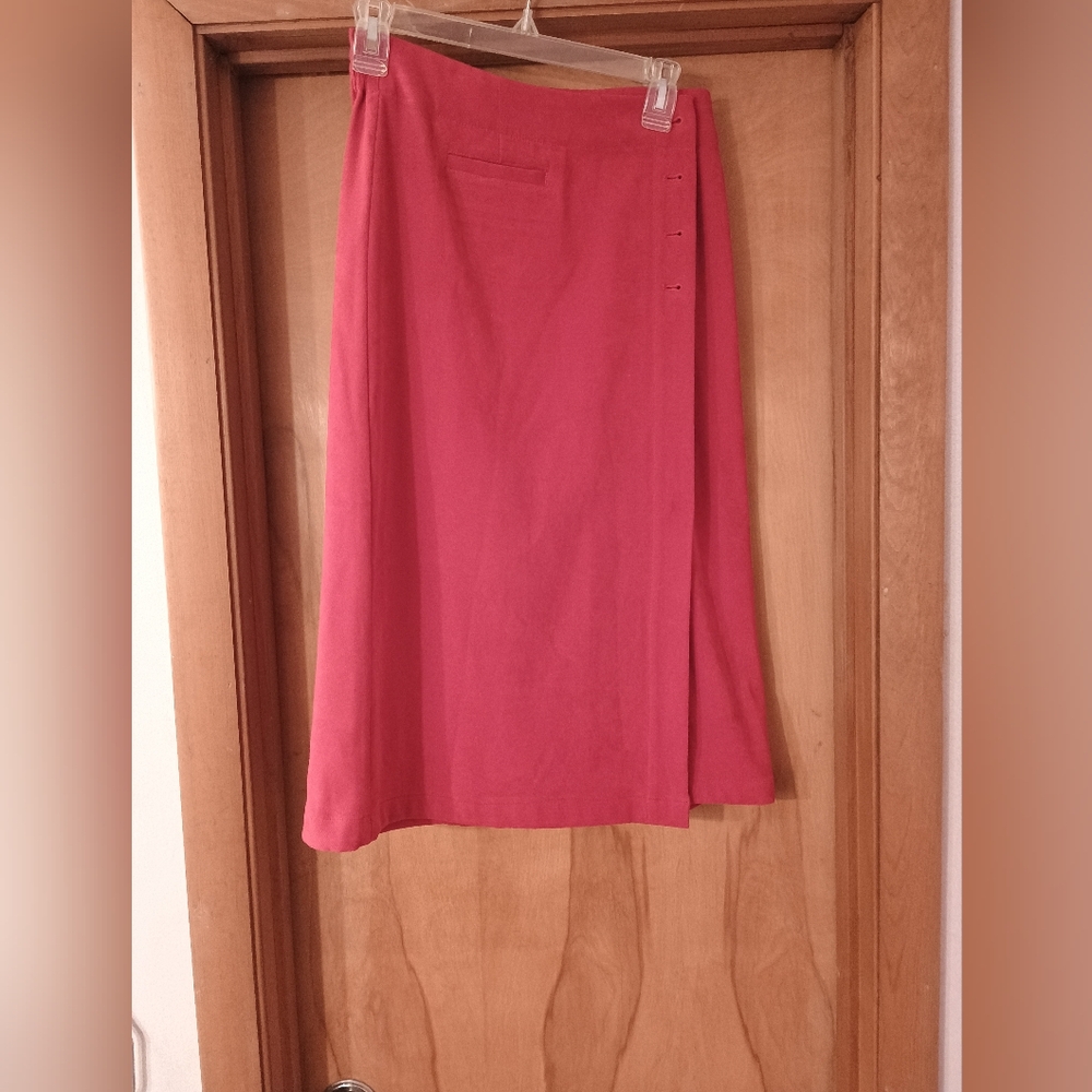 Women's Christopher and Banks Red Midi Wrap Skirt Size 4 4 buttons Stretch